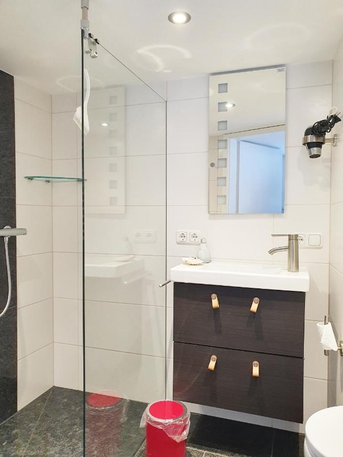 Bed and breakfast Monteur-fremdenzimmer - Petit Quartier